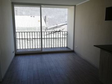 Departamento en Venta en Vicuña Mackenna con Victoria