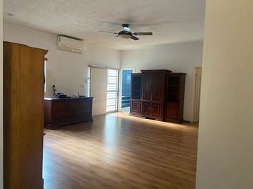 Magnifica casa en Cumbres 2do. Sector
