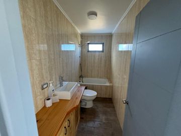 Se vende Parcela con casa estilo Mediterránea
