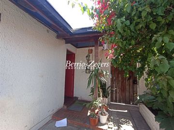 Casa en Venta en Quilin/ Viña Cousiño Macul