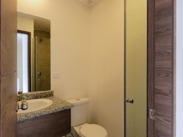 Venta Casa 3 dormitorios   2 parqueos. Armenia 1. Cerca al colegio Liceo Naval. Crédito VIP