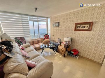 Departamento en Venta en Edificio Punta Cavancha piso 11 TN (2 estacionamientos)