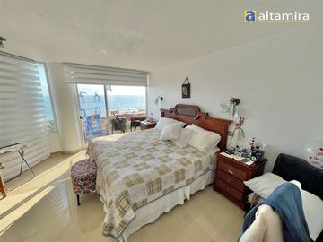 Departamento en Venta en Edificio Punta Cavancha piso 11 TN (2 estacionamientos)