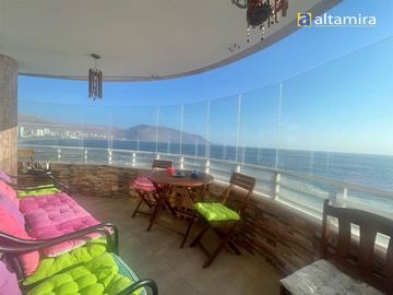 Departamento en Venta en Edificio Punta Cavancha piso 11 TN (2 estacionamientos)