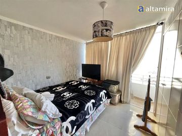 Departamento en Venta en Edificio Punta Cavancha piso 11 TN (2 estacionamientos)