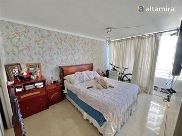 Departamento en Venta en Edificio Punta Cavancha piso 11 TN (2 estacionamientos)