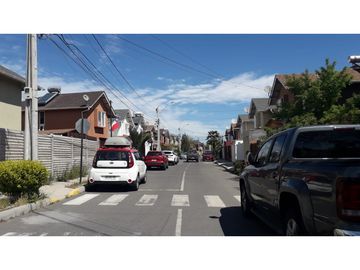 Se vende hermosa casa en condominio San Bernardo