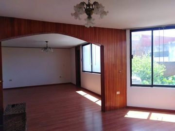 VENTA CASA VILLA CARMEL, ZONA SAN MANUEL, MIRADOR!!!