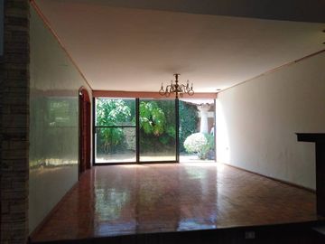 VENTA CASA VILLA CARMEL, ZONA SAN MANUEL, MIRADOR!!!
