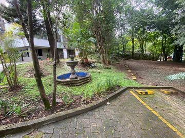 CASA COMERCIAL EN ARRIENDO UBICADA EN EL POBLADO  SECTOR LOMA DEL CAMPESTRE