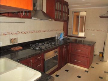 SE VENDE APARTAMENTO EN PORTAL DE MODELIA - PJAL