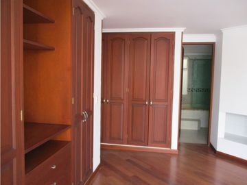 SE VENDE APARTAMENTO EN PORTAL DE MODELIA - PJAL