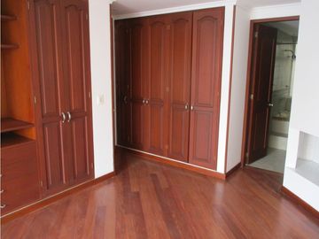 SE VENDE APARTAMENTO EN PORTAL DE MODELIA - PJAL