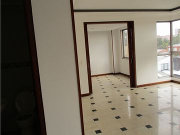 SE VENDE APARTAMENTO EN PORTAL DE MODELIA - PJAL