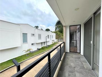 Casa en conjunto cerrado para la venta en pinares Pereira!!!