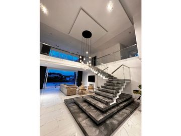 Espectacular Casa en  Pereira