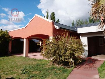 Venta- Casa 3 dormitorios   Depto. 1 dormit- Country Los Cedros- Plottier- Neuquén