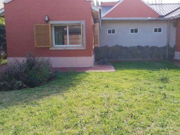 Venta- Casa 3 dormitorios   Depto. 1 dormit- Country Los Cedros- Plottier- Neuquén