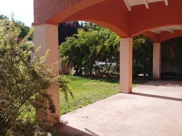 Venta- Casa 3 dormitorios   Depto. 1 dormit- Country Los Cedros- Plottier- Neuquén