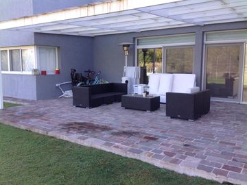 Casa - El Ombu
