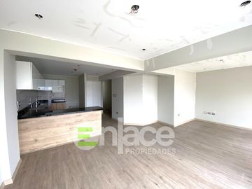Se vende hermoso Flat de Estreno en Surco (Urbanización Higuereta)