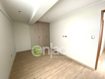Se vende hermoso Flat de Estreno en Surco (Urbanización Higuereta)