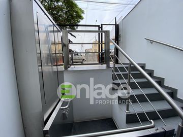 Se vende hermoso Flat de Estreno en Surco (Urbanización Higuereta)