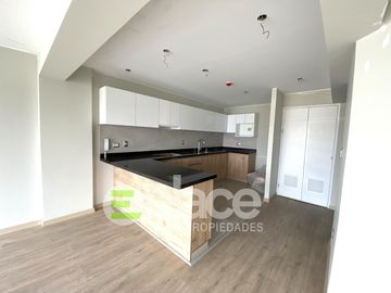 Se vende hermoso Flat de Estreno en Surco (Urbanización Higuereta)