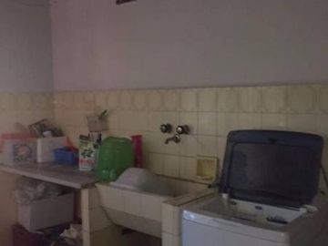 Venta - Chalet 4 amb. en Quilmes Residencial c/ piscina y quincho - U$S 250.000