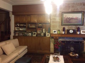 Venta - Chalet 4 amb. en Quilmes Residencial c/ piscina y quincho - U$S 250.000