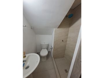 Casa peatonal para la venta o permuta en el bombay Dosquebradas !!!