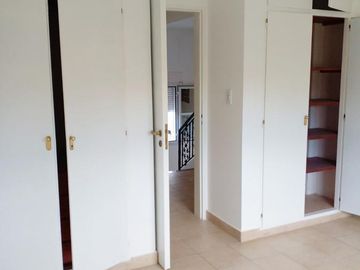 Venta-  Casa 3 Dormitorios-  Santa Genoveva- Neuquén