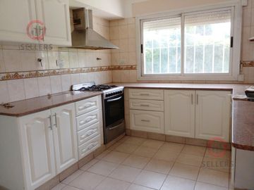 Venta-  Casa 3 Dormitorios-  Santa Genoveva- Neuquén