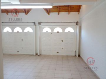 Venta-  Casa 3 Dormitorios-  Santa Genoveva- Neuquén