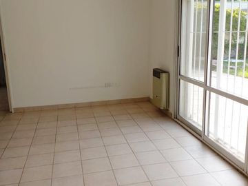 Venta-  Casa 3 Dormitorios-  Santa Genoveva- Neuquén