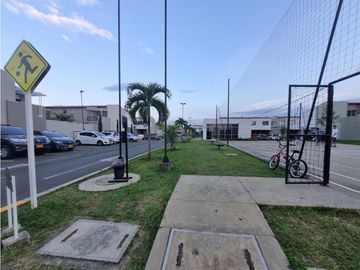 VENDO CASA EN CALI/VALLE (CIUDAD COUNTRY)