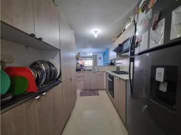 VENDO CASA EN CALI/VALLE (CIUDAD COUNTRY)