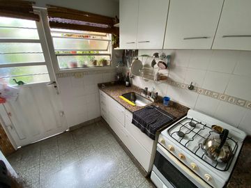 VENTA CASA / PH en  OLIVOS GOLF / 6 AMBIENTES SIN EXPENSAS.
