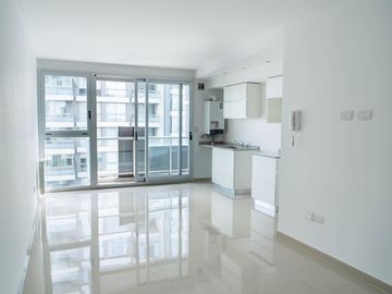 Departamento a Estrenar de 2 ambientes en Pleno Centro de Lomas. APTO CREDITO