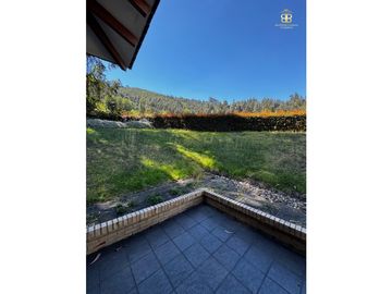 SE VENDE MAGNFICA CASA EN BOSQUES DE RENANIA EN BRICEÑO