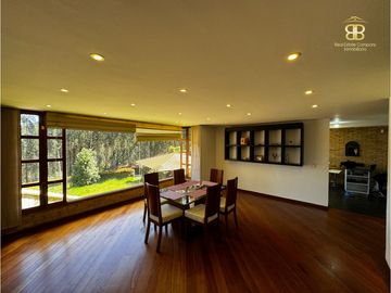 SE VENDE MAGNFICA CASA EN BOSQUES DE RENANIA EN BRICEÑO