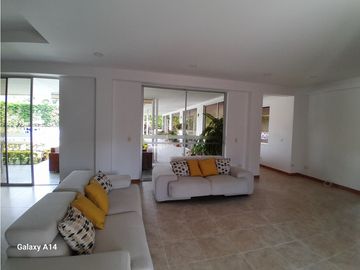 Venta O Alquiler Casa Campestre a 500 metros del Club Campestre