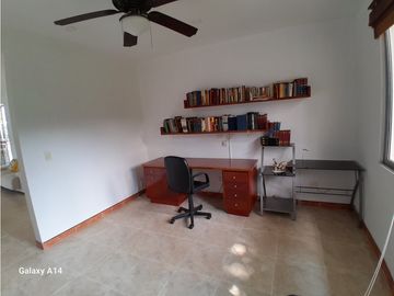 Venta O Alquiler Casa Campestre a 500 metros del Club Campestre