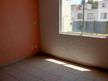 Casa en Venta en A 5 MIN DE GALERIAS METEPEC.