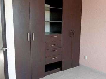 Casa en Venta en A 5 MIN DE GALERIAS METEPEC.