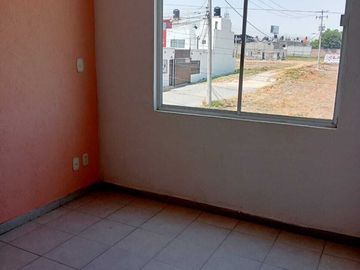 Casa en Venta en A 5 MIN DE GALERIAS METEPEC.