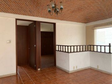 Casa en Venta en Jardines del Estadio