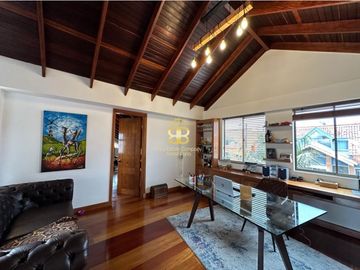 SE VENDE HERMOSA CASA CHIA
