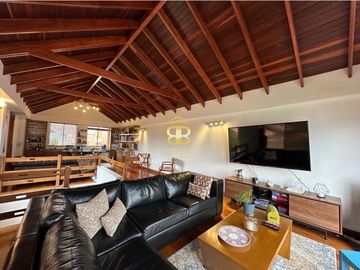 SE VENDE HERMOSA CASA CHIA