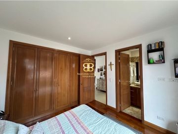 SE VENDE HERMOSA CASA CHIA